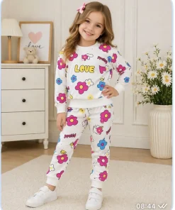 Komplety DZIECIĘCE,size 3-7lat,Paczka 5szt ,1kolor