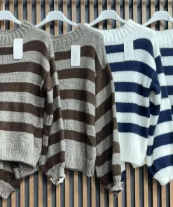 Swetry Damskie WŁOSKA,Size uni,paczka 6szt, mix kolor