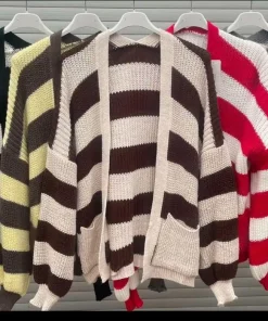 Swetry Damskie WŁOSKA,Size uni,paczka 6szt, mix kolor