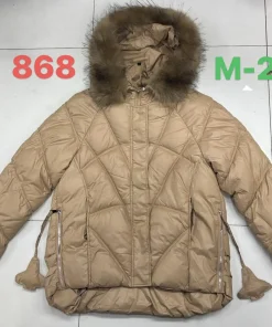 Kurtki Damskie,size m-2xl,Paczka 4szt,1kolor