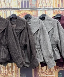 Kurtki Damskie WŁOSKA,Size uni,paczka 6szt, mix kolor