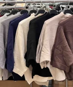 Swetry damskie,size uni,paczka 6szt,mix kolor