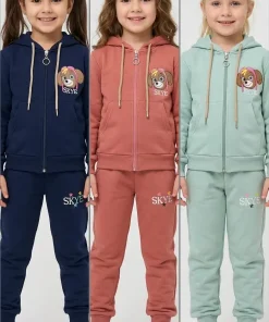 Komplety DZIECIĘCA,size 5-8lat,paczka 4szt,1kolor