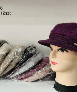 Czapki DAMSKA ,paczka 12szt,mix kolor