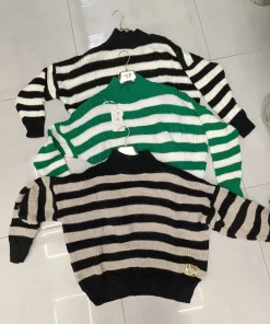 Swetry Damskie,size uni,paczka 10szt,mix kolor