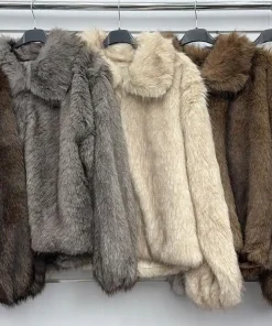Kurtki Damskie WŁOSKA,Size uni,paczka 6szt, mix kolor