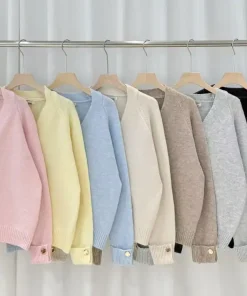 Swetry Damskie,size uni,Paczka 6szt ,mix kolor