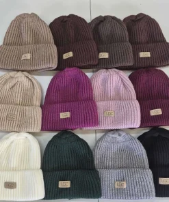 Czapki damskie,paczka 12szt,mix kolor