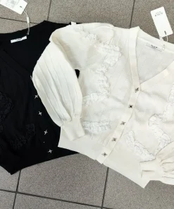 Swetry Damskie,size uni,Paczka 12szt ,mix kolor