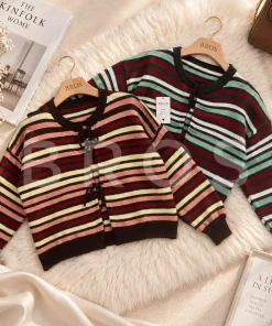 Swetry damskie,size uni,paczka 6szt,mix kolor