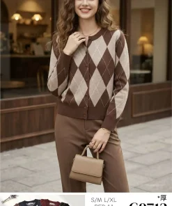 Swetry damskie ,size s/m-l/xl,Paczka 8szt ,mix kolor
