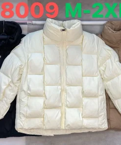 Kurtki Damskie,size m-2xl,Paczka 4szt ,1 kolor