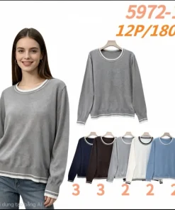 Swetry Damskie ,Size uni,paczka 12szt, mix kolor