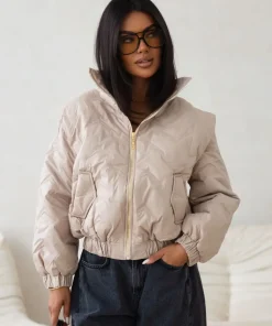 Kurtki DAMSKA, size s-xl,paczka 4szt,1 kolor