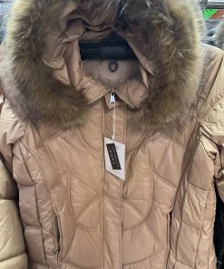 Kurtki Damskie,size m-2xl,paczka 4szt,1kolor