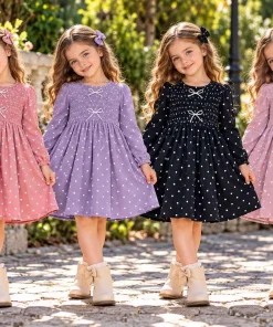 Sukienki DZIECIĘCA,size 6-9lat,Paczka 4szt,1kolor