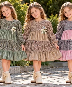 Sukienki DZIECIĘCA,size 3-6lat,Paczka 4szt,1kolor