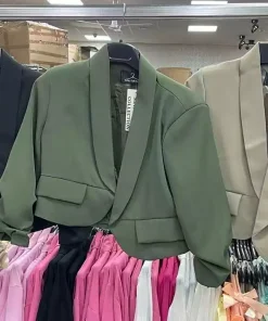 Kurtki Damskie WŁOSKA,Size uni,paczka 6szt, mix kolor