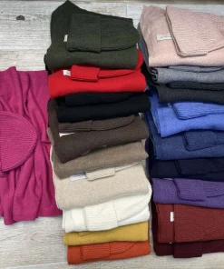 Komplety Czapki Damskie,Paczka 12szt,mix kolor