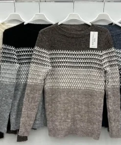 Swetry DAMSKI ,size uni,Paczka 6szt,mix kolor