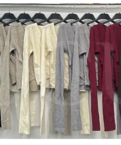 Swetry Damskie WŁOSKA,Size uni,paczka 6szt, mix kolor